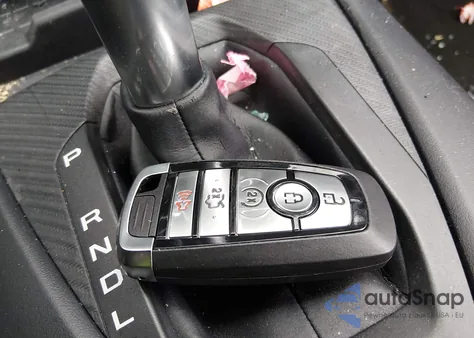 2024 Ford Mustang Ecoboost Premium Fastback z USA, uszkodzony, nr VIN 1FA6P8TH7R5124410